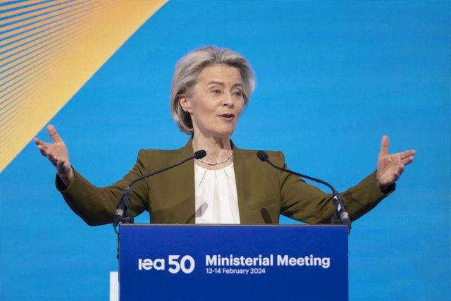 Ursula von der Leyen, șefa Comisiei Europene, vrea ca blocul european să încurajeze și să subvenționeze industria de apărare