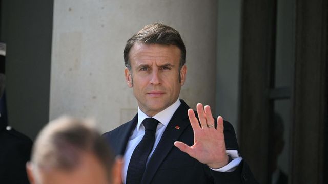 Emmanuel Macron va merge în Noua Caledonie, teritoriu francez afectat de revolte