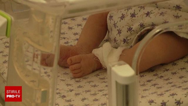 Un bebeluș a murit în Timișoara, după ce a fost abandonat de mama sa într-un vas de toaletă imediat după naștere