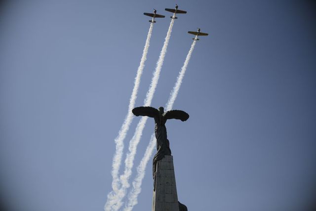 MApN organizează o ceremonie militară și religioasă de Ziua Aviației Române