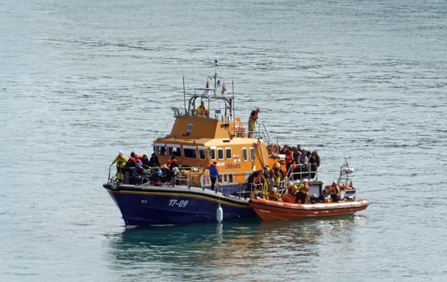 Cinci migranți au murit în încercarea de a traversa Canalul Mânecii
