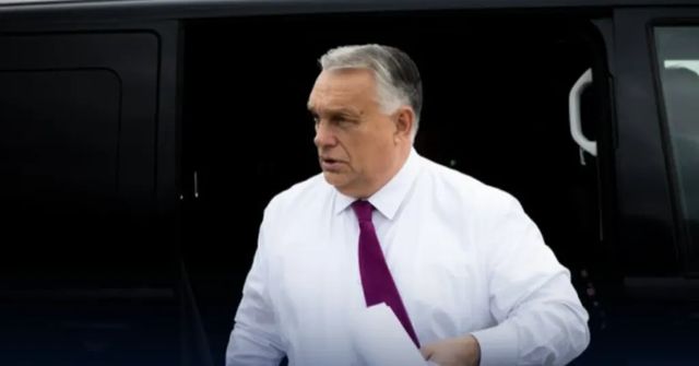 Orbán řekl, že bude v Moskvě jednat s Putinem o energiích a Ukrajině