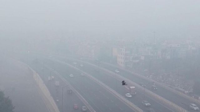 Car falls into Noida mall-site pit, techie drowns after hanging on for 2 hours