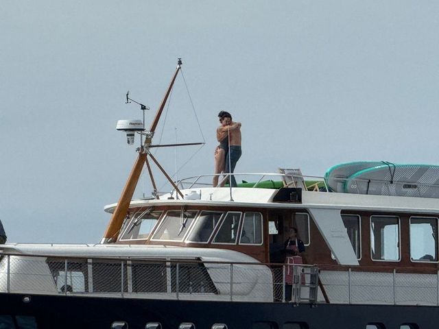 Katy Perry și Justin Trudeau, surprinși într-un moment romantic pe iaht, în California