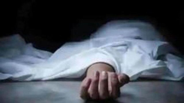 Doctor shot dead by 'teenagers' at Delhi hospital