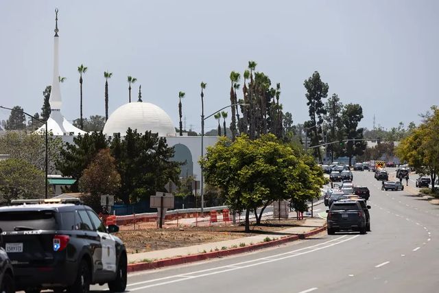 Al menos cinco muertos en un ataque a una mezquita en San Diego