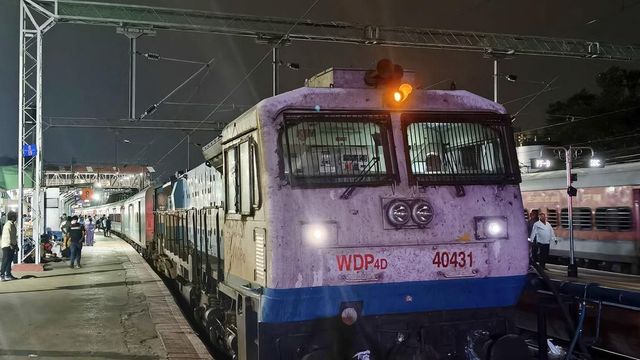 Special trains between Bengaluru and Tirunelveli