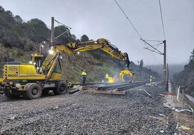 La jueza halla 42 metros de vía retirada en Adamuz de los que no informó Adif el 2 de marzo
