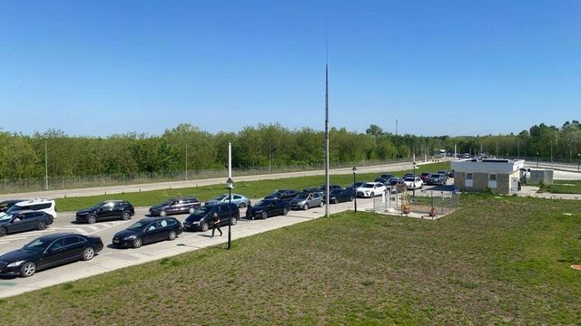 Trafic intens la ieșirea din Republica Moldova prin punctul de trecere a frontierei Sculeni