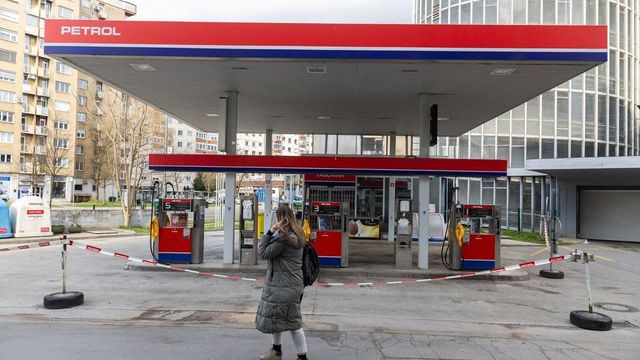 Slovinsko omezilo kvůli nedostatku pohonných hmot prodej na 50 litrů na osobu