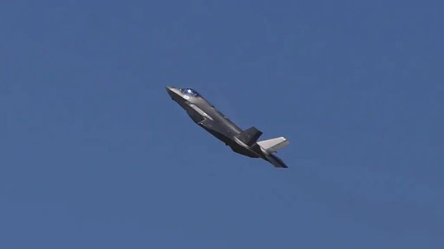 Pentagon vyšetřuje, jak se součástky F-35 dostaly do Číny
