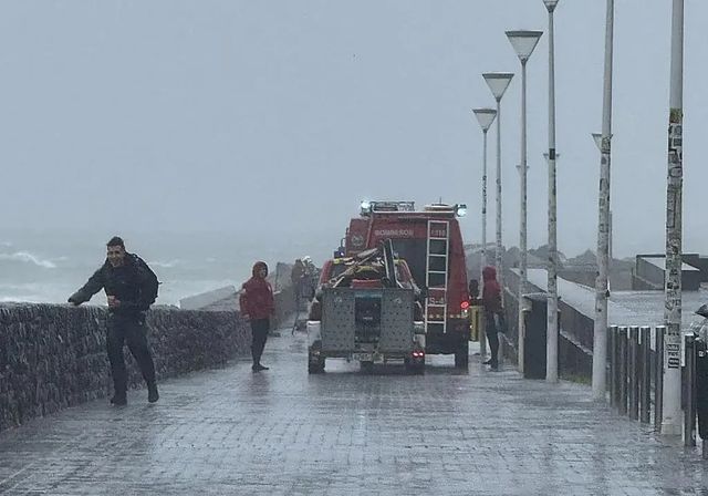 Localizan el cuerpo sin vida de una persona en el mar en Donostia