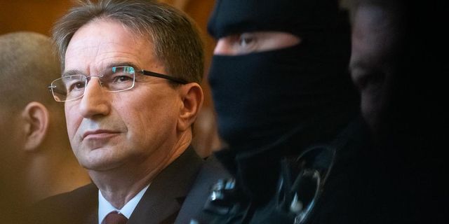 Völner Pált két nappal Schadl György letartóztatása előtt figyelmeztethették a Karmelitában