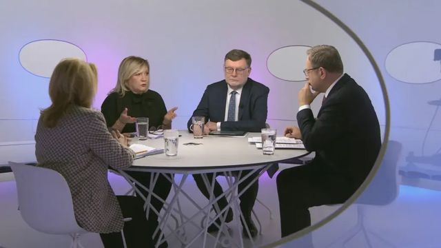 Vláda umožní investice penzijních fondů do bydlení, řekl Stanjura