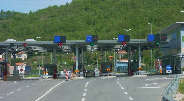 Germania anunță că va prelungi din nou controalele la frontiere
