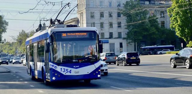 Pe 7 și 8 ianuarie, în Chișinău, troleibuzele și autobuzele vor circula conform orarelor zilelor de duminică