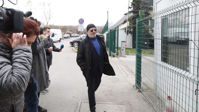 Явор Златанов се яви на разпит в ГДБОП