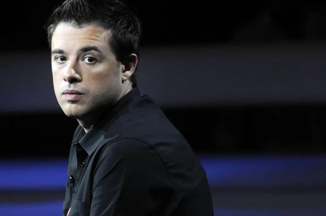 Omar Favaro a processo per maltrattamenti e violenza sessuale sull’ex moglie