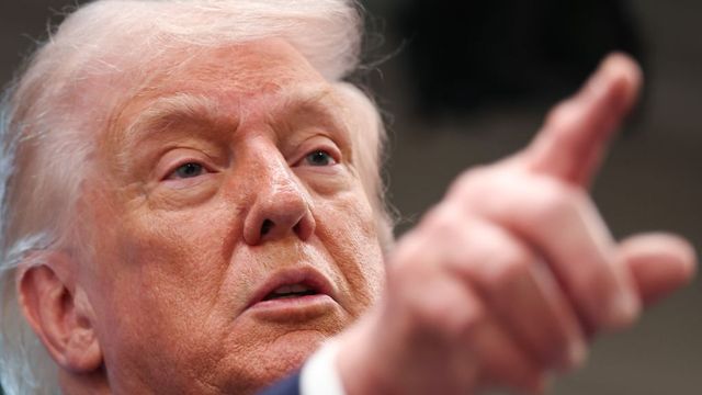 Тръмп иска Европа да му помогне до дни за Ормузкия проток - сам не може