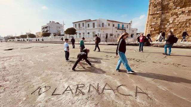 Moldovenii care călătoresc în Cipru sunt sfătuiți să verifice zborurile înainte de plecare