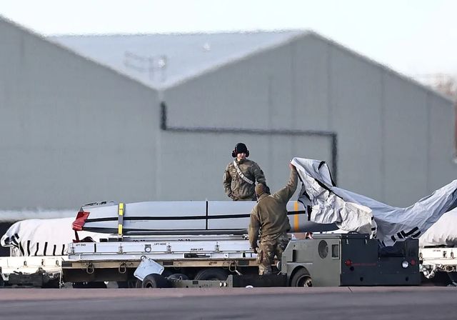 Trump envía a 2.500 marines y tres buques anfibios a Oriente Medio