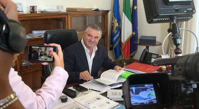 Franco Alfieri arrestato: chi è il sindaco di Capaccio Paestum accusato di corruzione