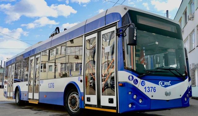 Din 2026, transportul public din capitală ar putea trece la tichetare electronică