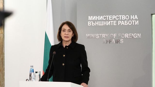 Десет българи са изведени по суша от Катар и Кувейт