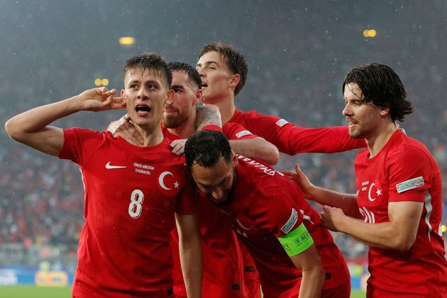 Programul tricolorilor înaintea barajului cu Turcia