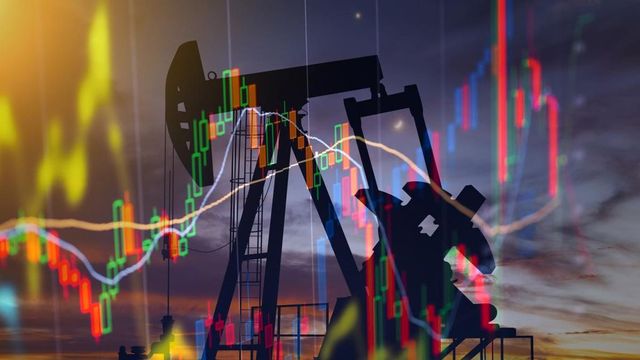 Statele Unite iau în considerare să ridice sancțiunile asupra petrolului rusesc, pe fondul creșterii prețurilor globale