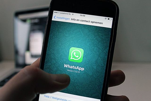 Compania amendată în România cu 1 milion de euro, după ce un angajat ar fi șters WhatsApp de pe telefon