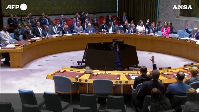 Caos Hormuz, da Russia e Cina veto alla risoluzione per riaprirlo