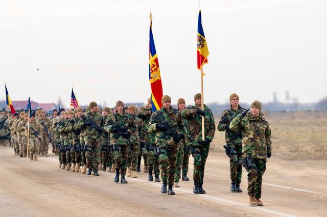 Militarii moldoveni vor defila la parada de la București, pe 1 decembrie