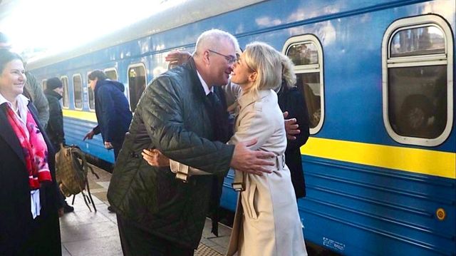 Kaja Kallas a făcut o vizită-fulger la Kiev