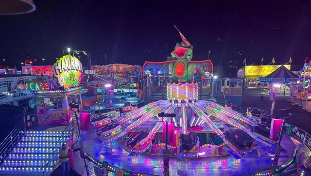Savona, 15enne muore folgorato al luna park di Spotorno