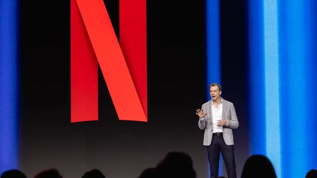 Netflix baraja cambiar su oferta por Warner Bros para que sea toda en efectivo