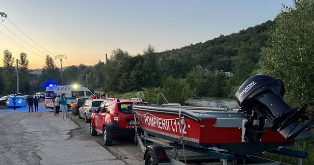 Un bărbat din Prahova a fost luat de ape, când a vrut să traverseze râul Teleajăn cu căruța