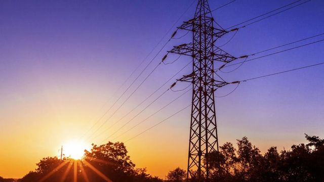 Prețul energiei achiziționate de Energocom a scăzut în luna septembrie
