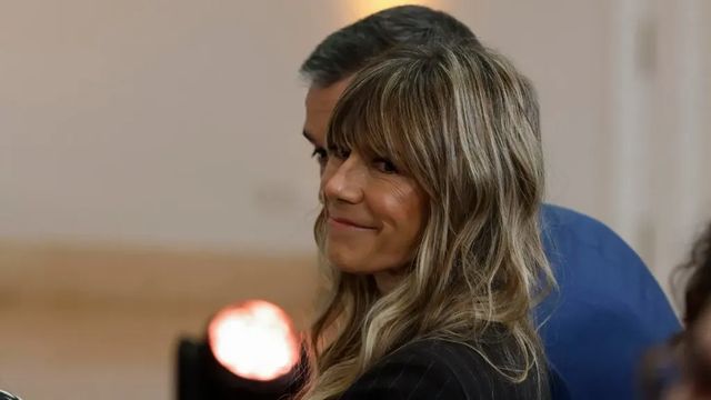 Gómez recupera el pasaporte tras la orden de la Audiencia de Madrid de retirar las cautelares
