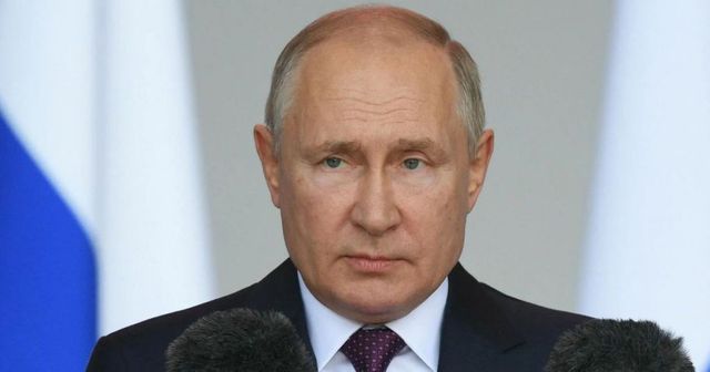 Суд в Гааге выдал международные ордера на арест президента России Владимира Путина