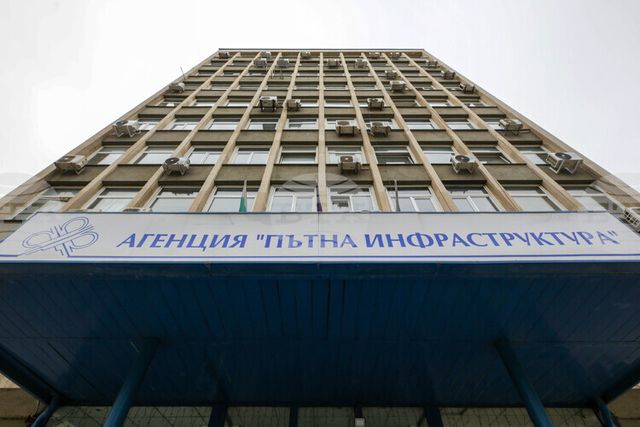 Хванаха служител на АПИ да шофира под въздействието на алкохол