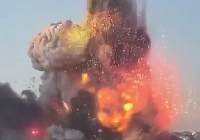 La poderosa explosión de una fábrica pirotécnica sacude Malta y deja dos heridos