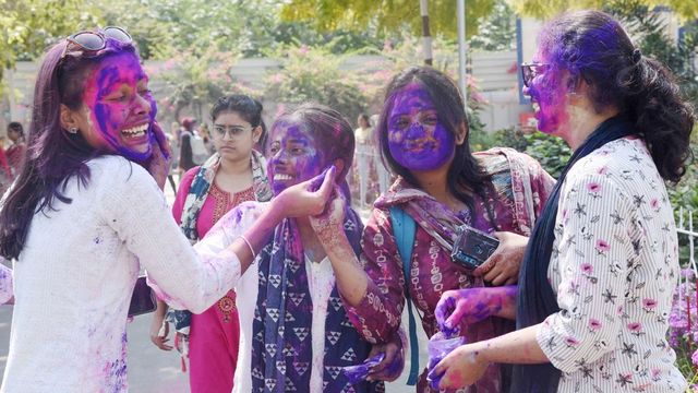 Are banks closed on March 13 or March 14 for Holi | Check full details here