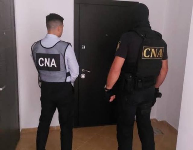 Peste 40 de percheziții în mai multe primării, într-un dosar pe bani pentru proiecte locale