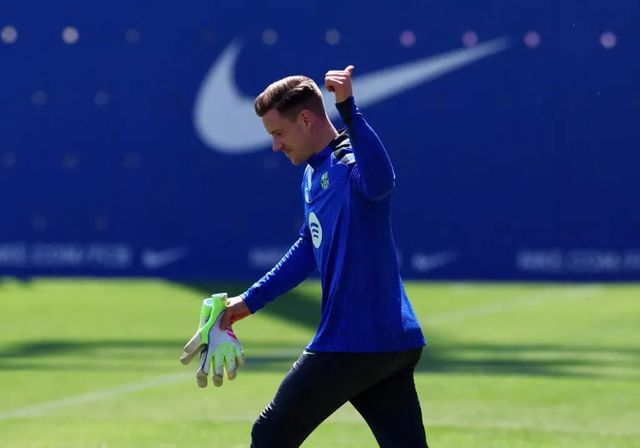 Ter Stegen: «Estoy plenamente dispuesto a colaborar con el Barça»