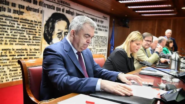 La esposa de Cerdán planta por segunda vez a la comisión de investigación del Senado