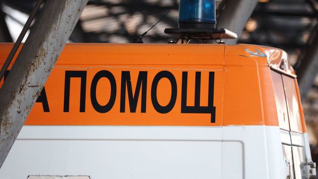 Трима туристи пострадаха при инцидент с атракцион на плажа в Ахелой