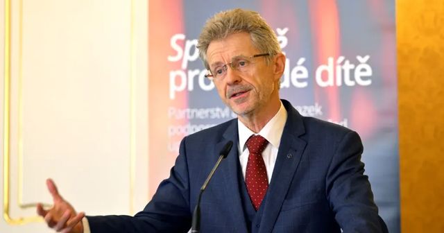 Vláda nechce Vystrčilovi poskytnout letoun k cestě na Tchaj-wan, řekl Babiš