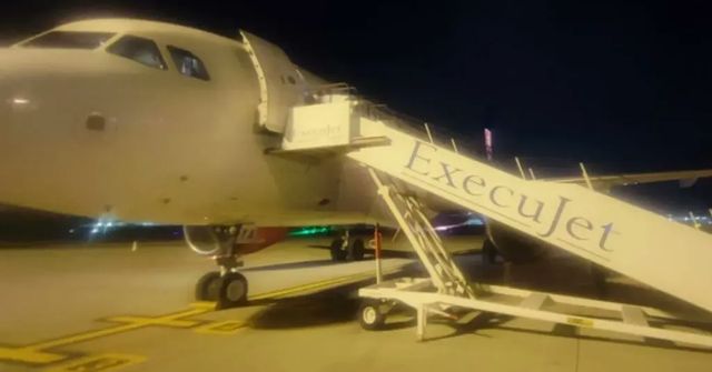 Ficovi v Bruselu na letišti poškodili vládní speciál