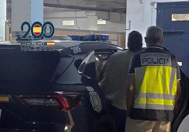 Detenido por rajar la cara a un trabajador en Málaga y causarle un corte de 18 centímetros